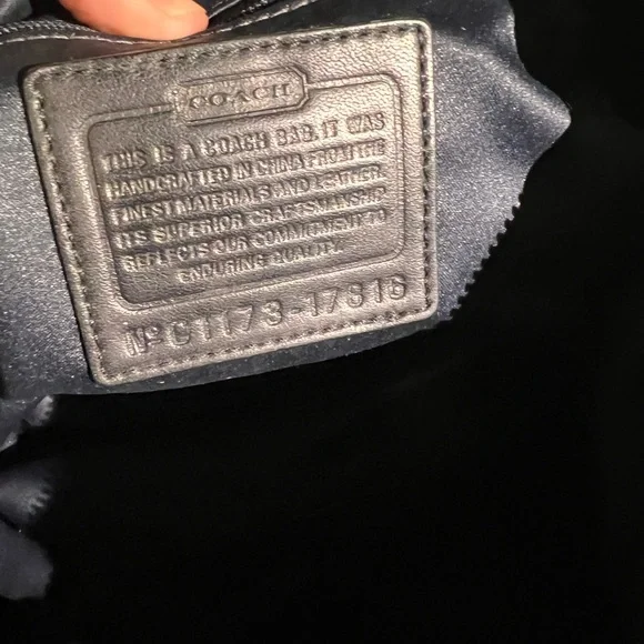 Coach Chelsea Ashlyn Hobo Bag - Black Leather - Picture 12 of 16